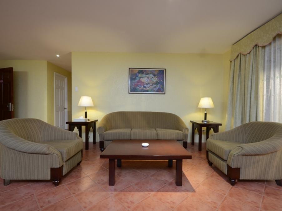 Fontana Hotel And Villas - Fontana Hot Spring Leisure Parks Mabalacat Екстер'єр фото
