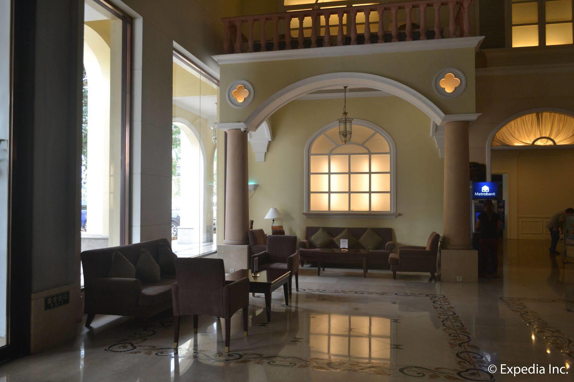 Fontana Hotel And Villas - Fontana Hot Spring Leisure Parks Mabalacat Екстер'єр фото
