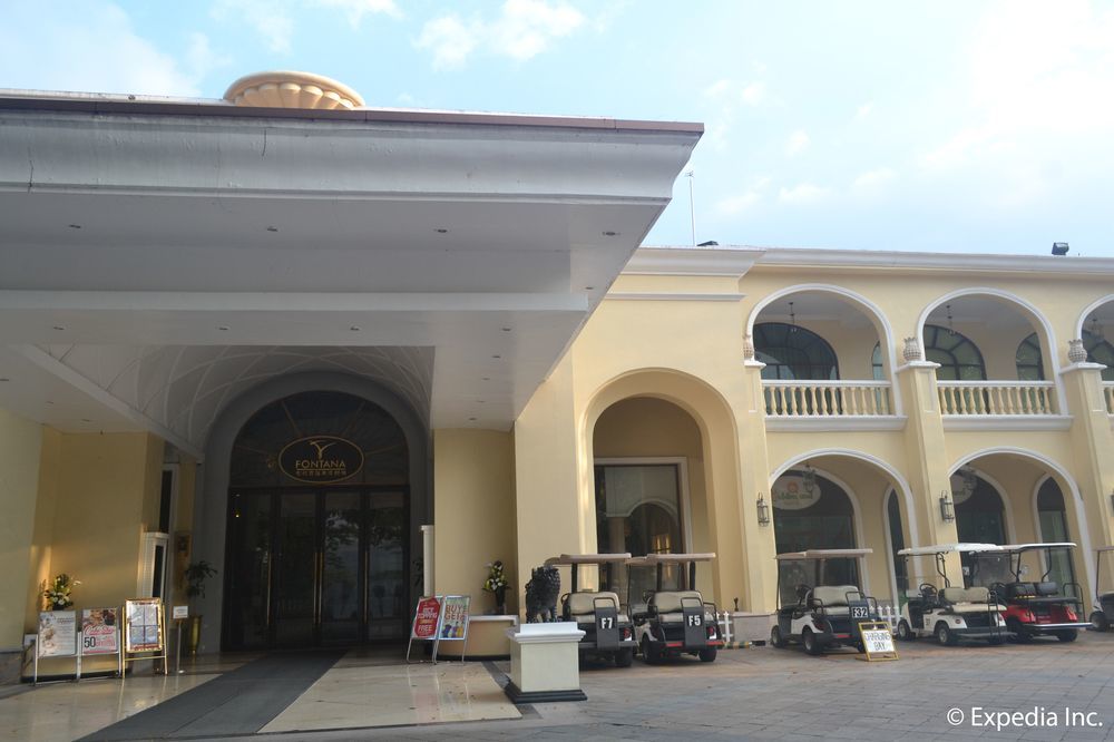 Fontana Hotel And Villas - Fontana Hot Spring Leisure Parks Mabalacat Екстер'єр фото